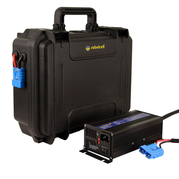 RebelCell Outdoorbox 12.70AV optional mit Ladegerät