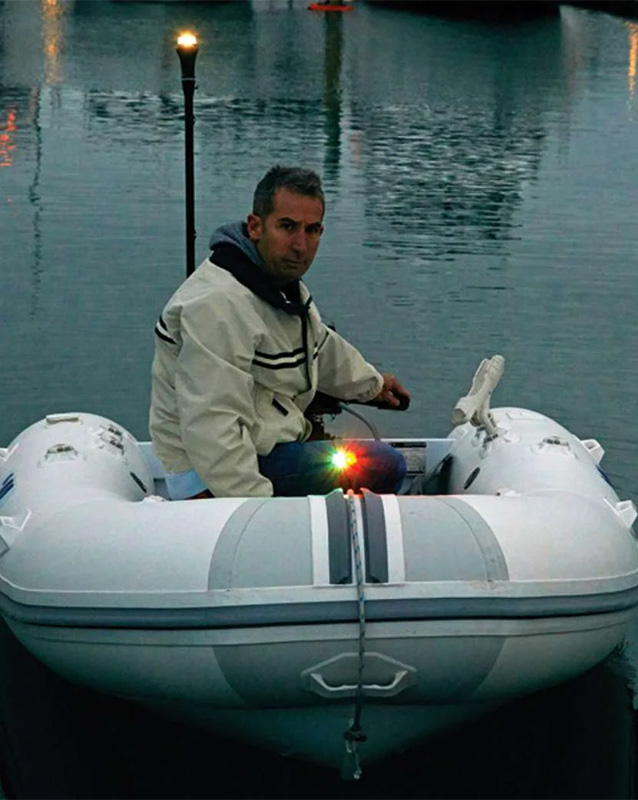 02-5005-11_Illuminate-Navigational-Bow-Light